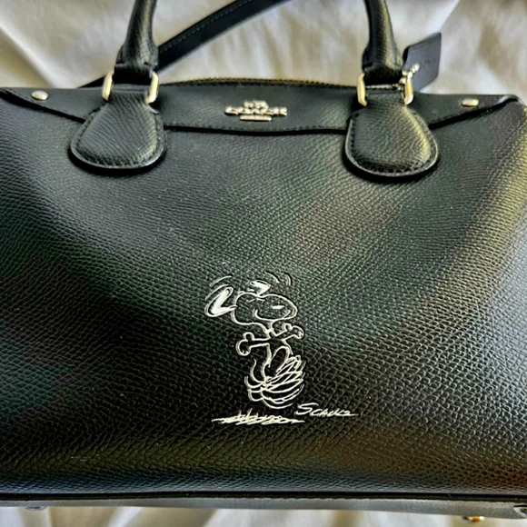 COACH Snoopy/Peanuts Leather Mini Bennett - Picture 2 of 8